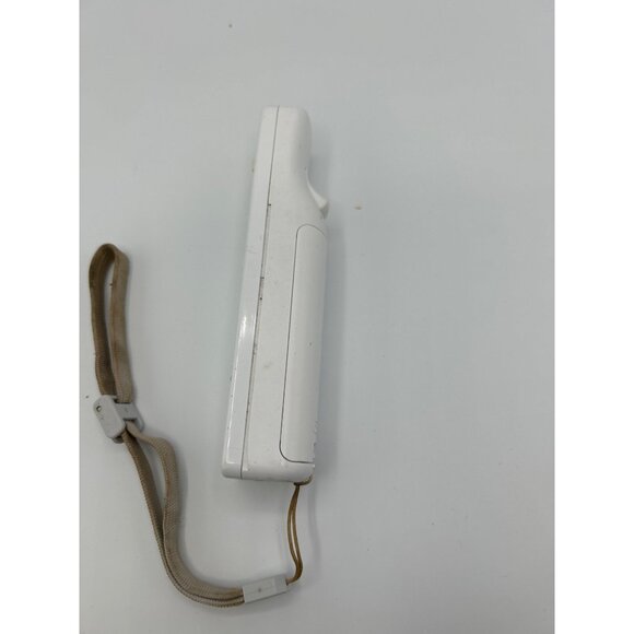 Nintendo Wii Remote Controller White With Strap Untested No Dongle As Is - Picture 3 of 5